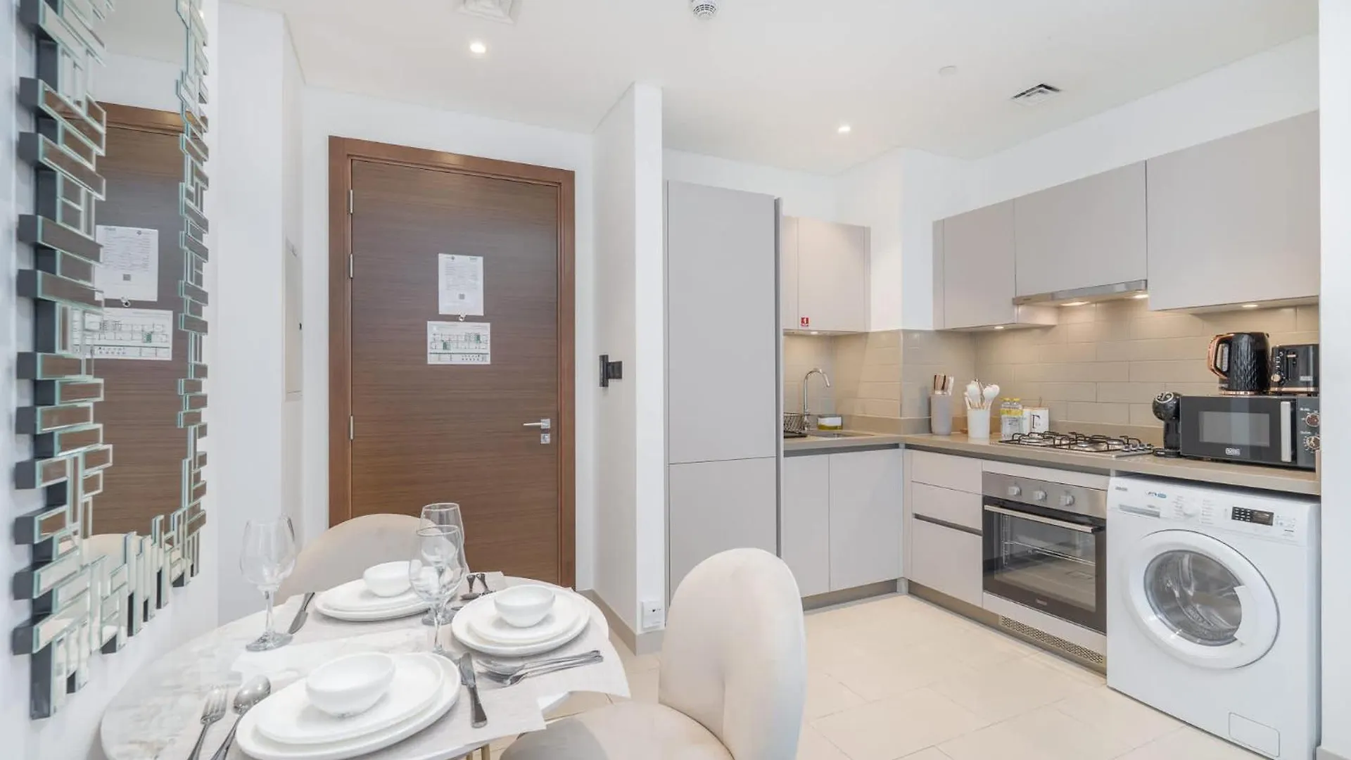 Lavish 1Br Apartment In Sobha Creek Vistas Reserve Dubai United Arab Emirates